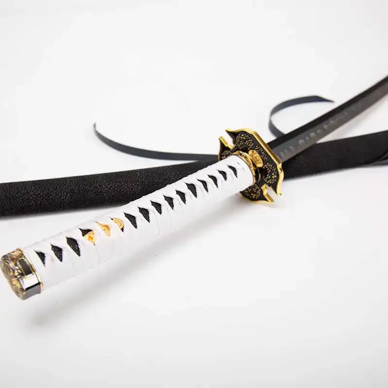 41in/104cm Yamato Katana Devil – обзор и цена Black Clover Grimoire